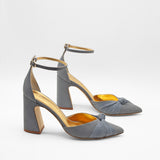 zapatos con pulsera