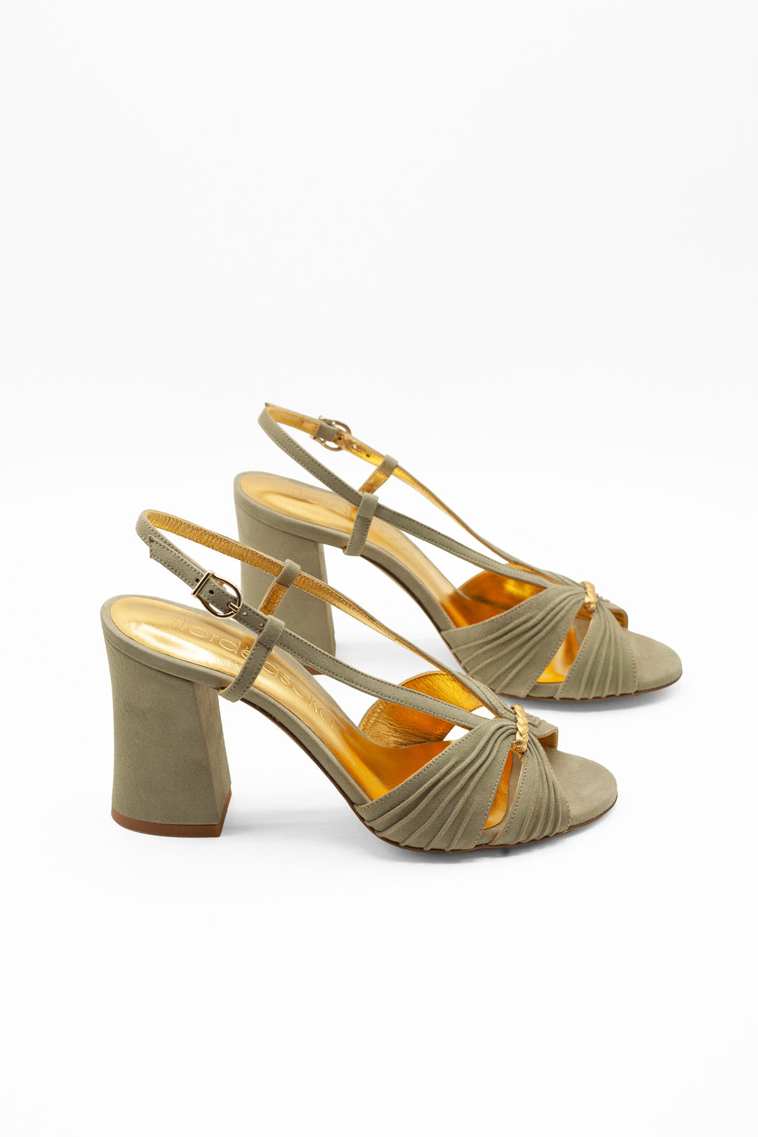 sandalias destalonadas