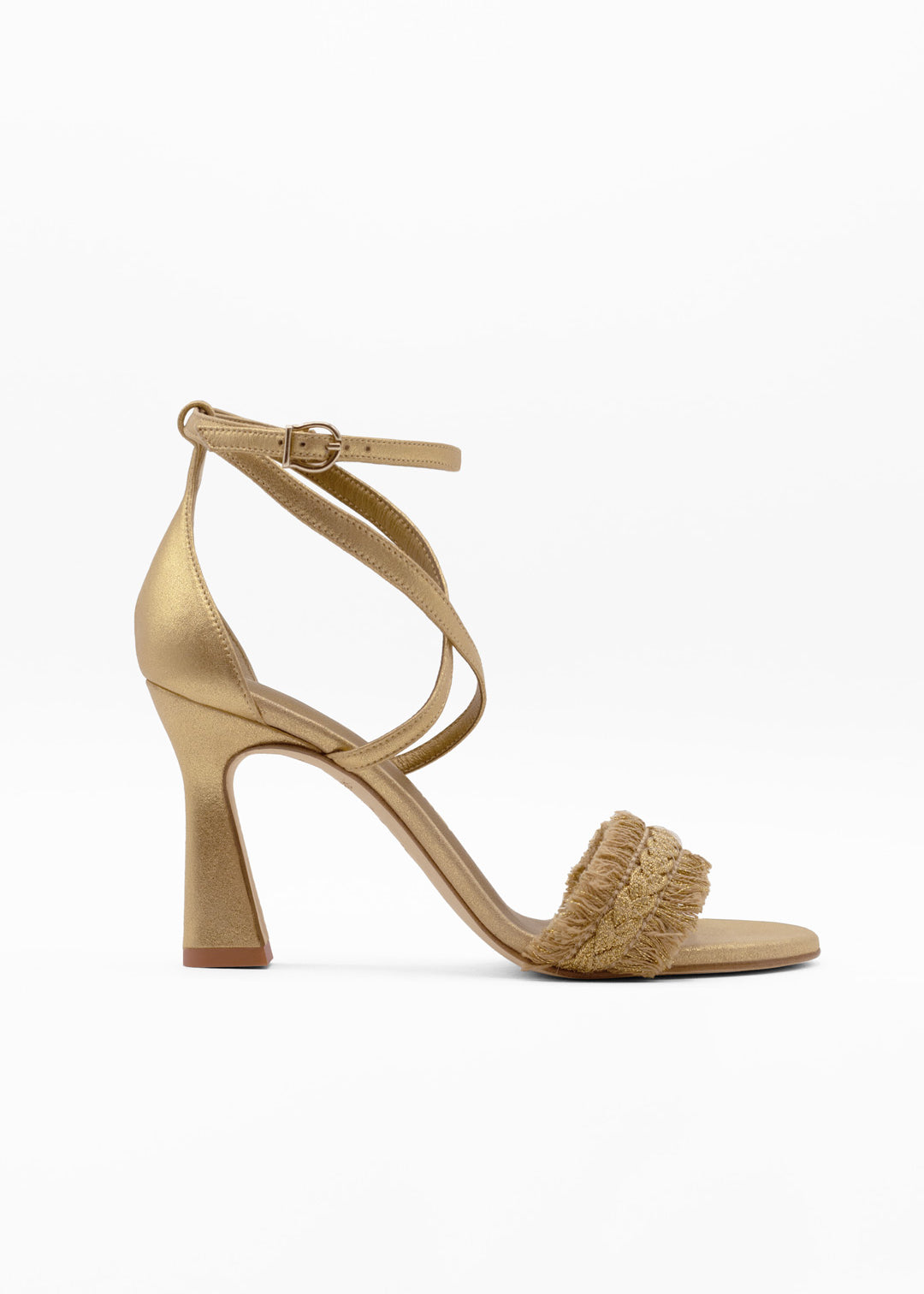 sandalias con flecos