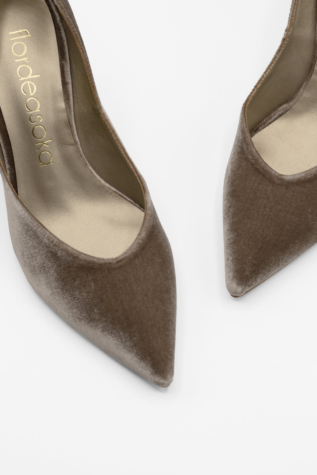 zapatos con punta