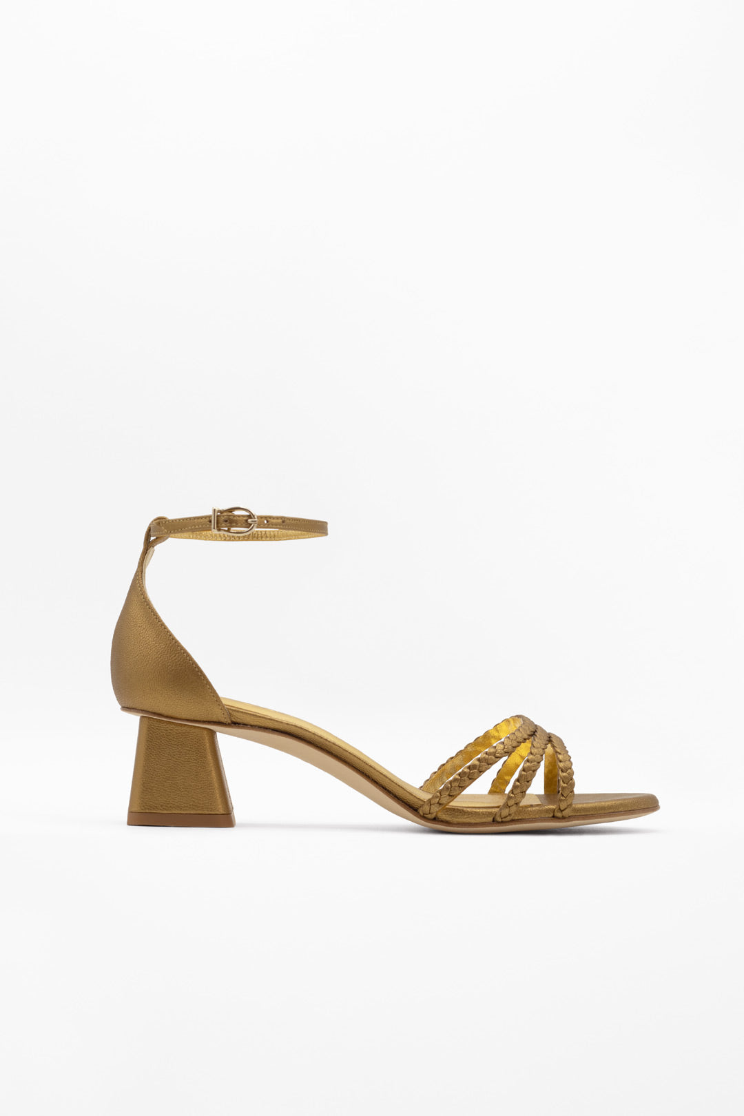 sandalias pan de oro