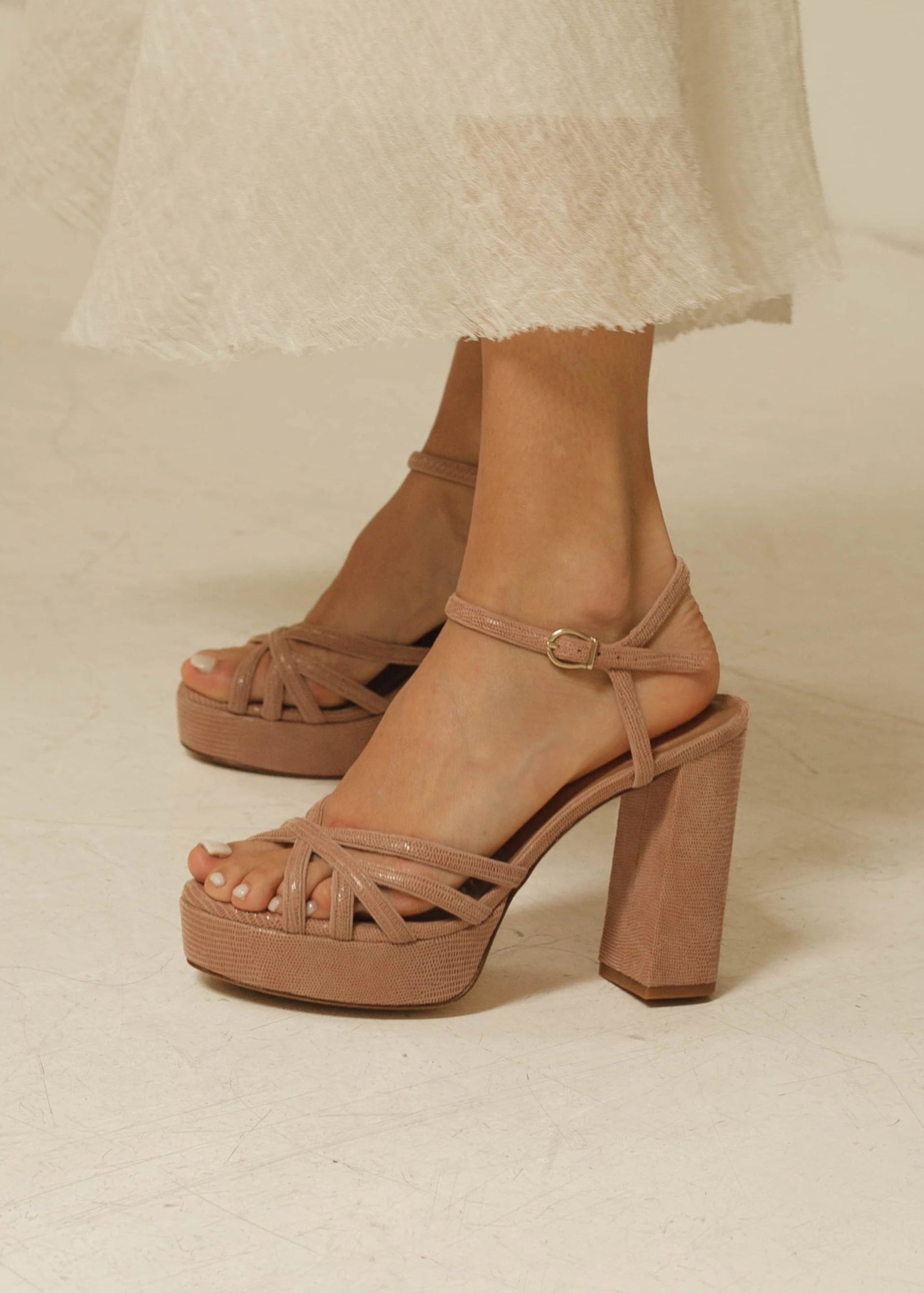 sandalia con plataforma para novias