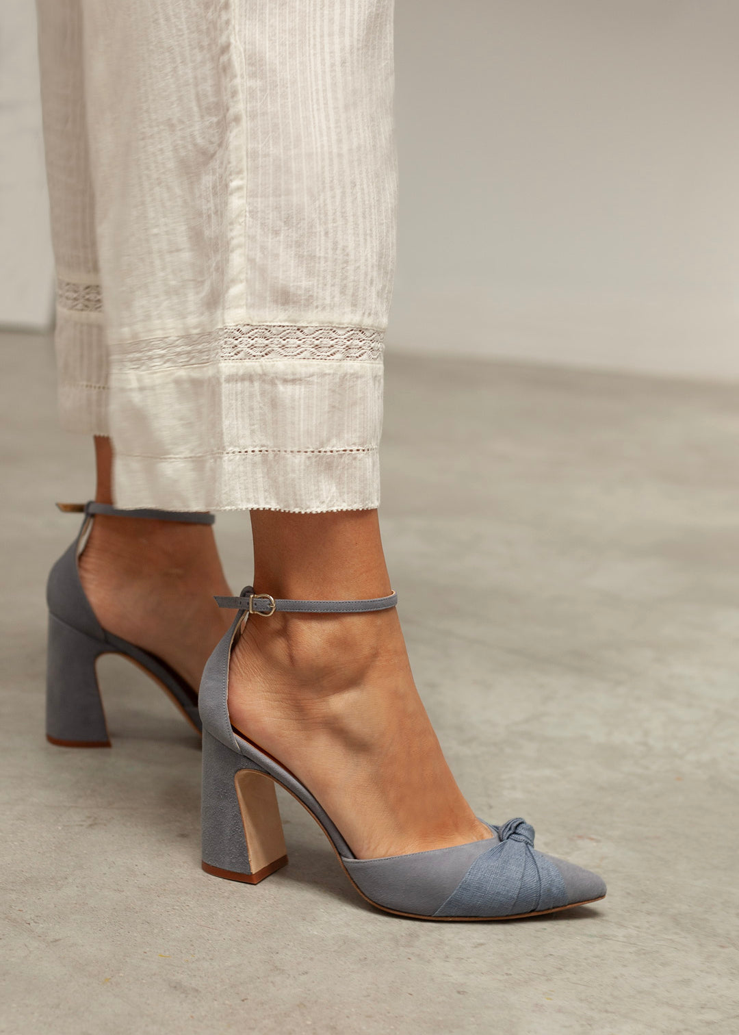 zapatos azules para novia