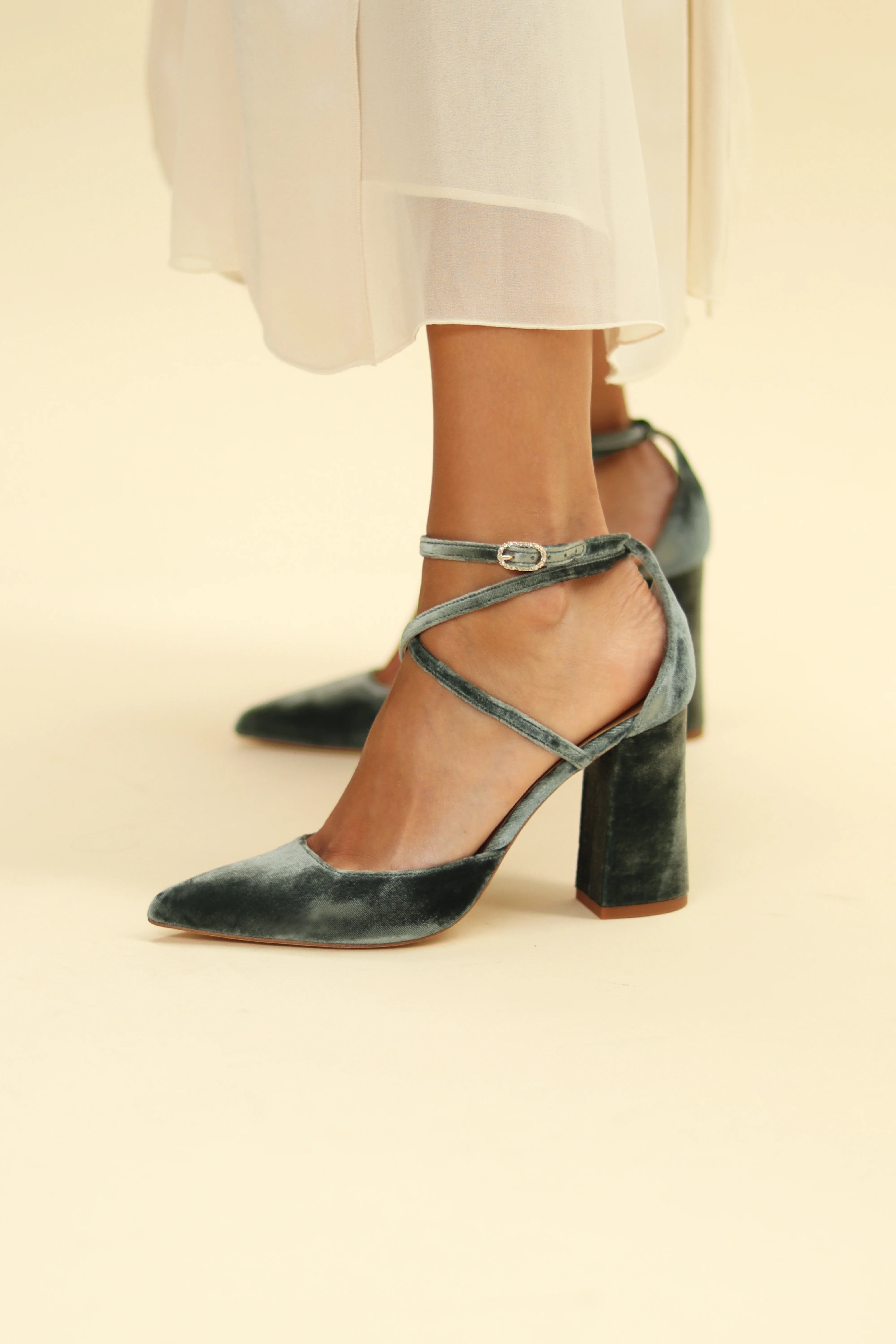 flordeasoka | GRETA 9 AEGEAN BLUE | Pointed-toe shoe with straps
