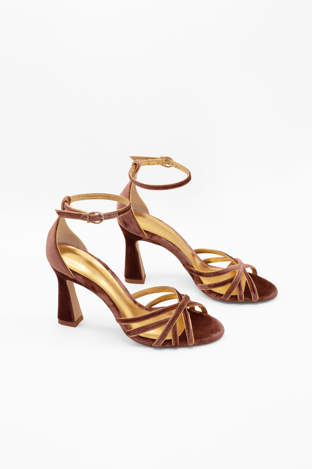 sandalias elegantes para novias
