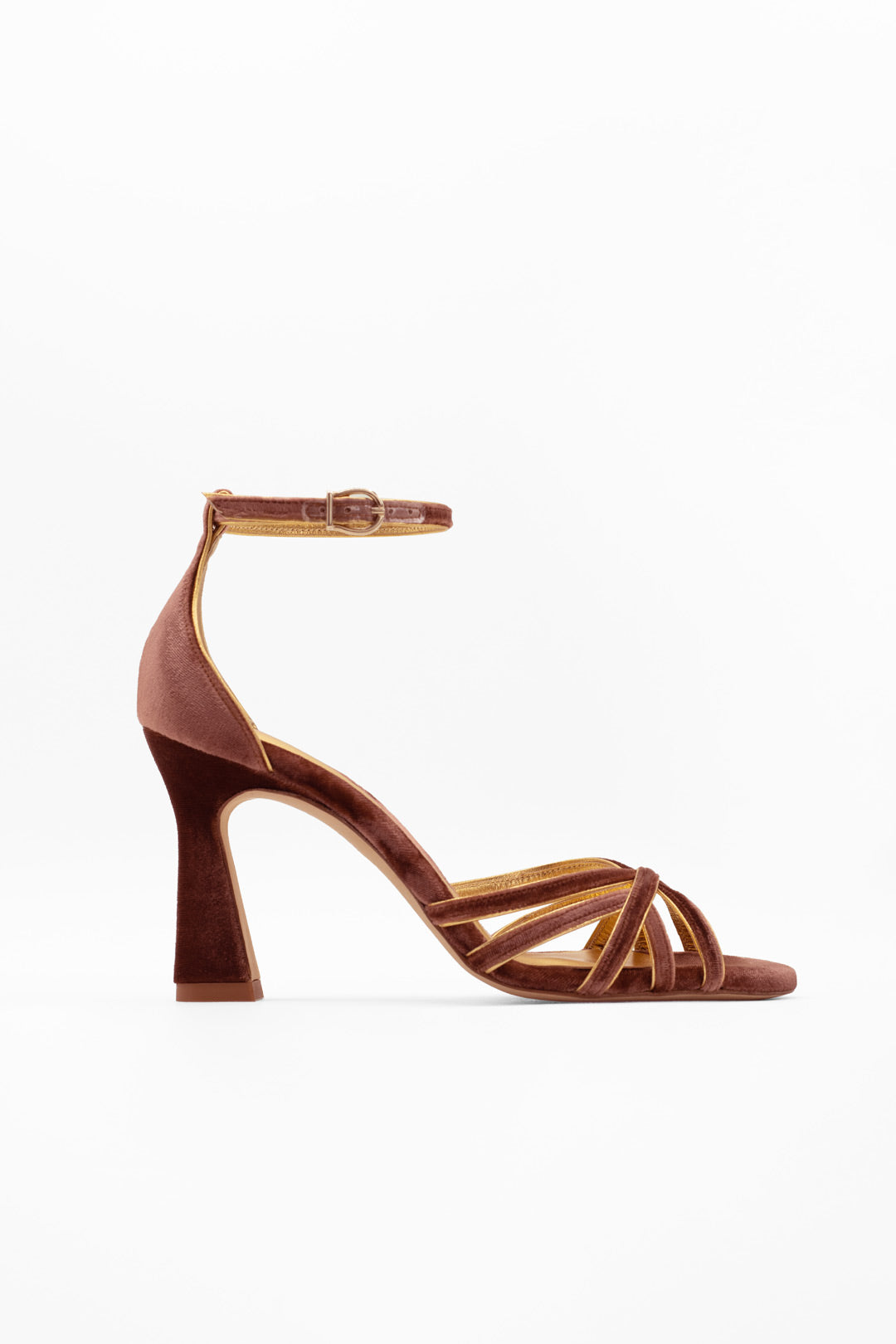 sandalias con diseño único