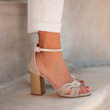 sandalias con nudos