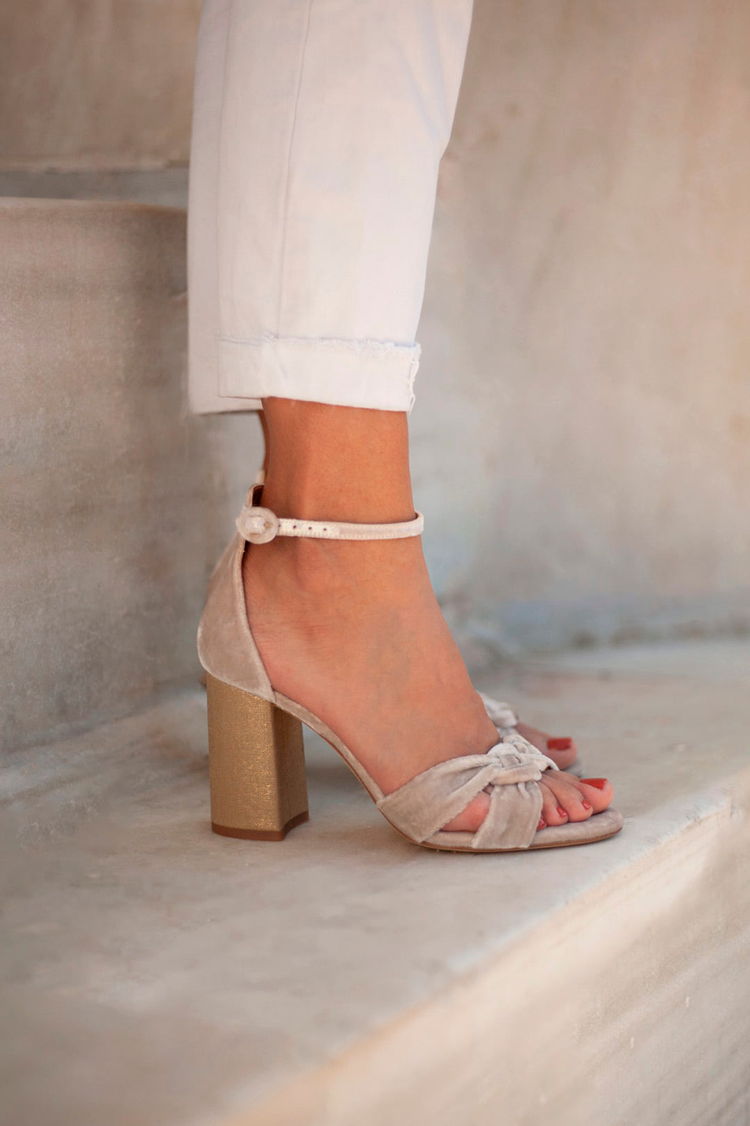 sandalias con nudos