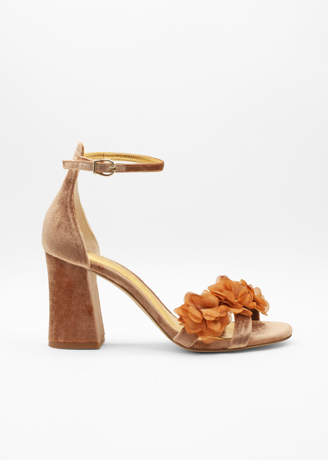 sandalias con flores para invitada