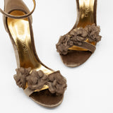 sandalias con tacón ancho