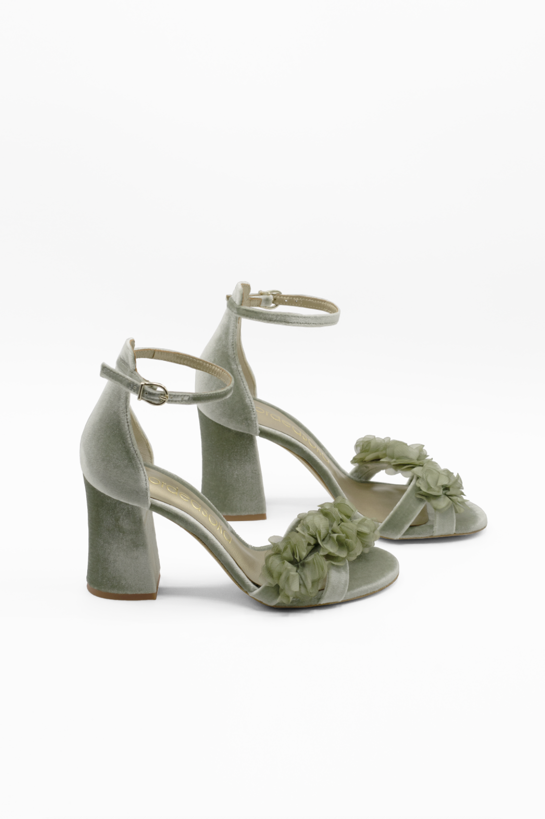 sandalias de tacón