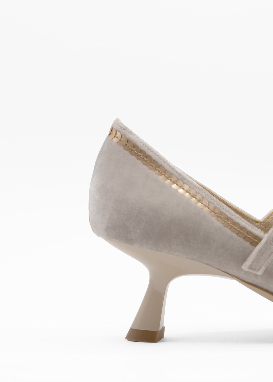 zapatos detalle lentejuelas