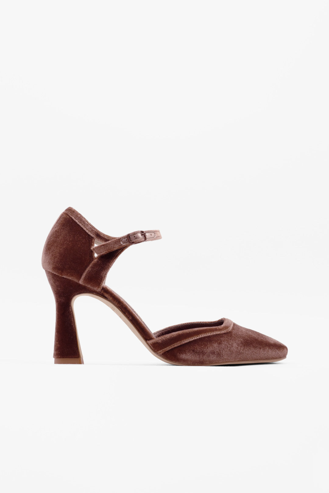 zapatos de terciopelo para novias
