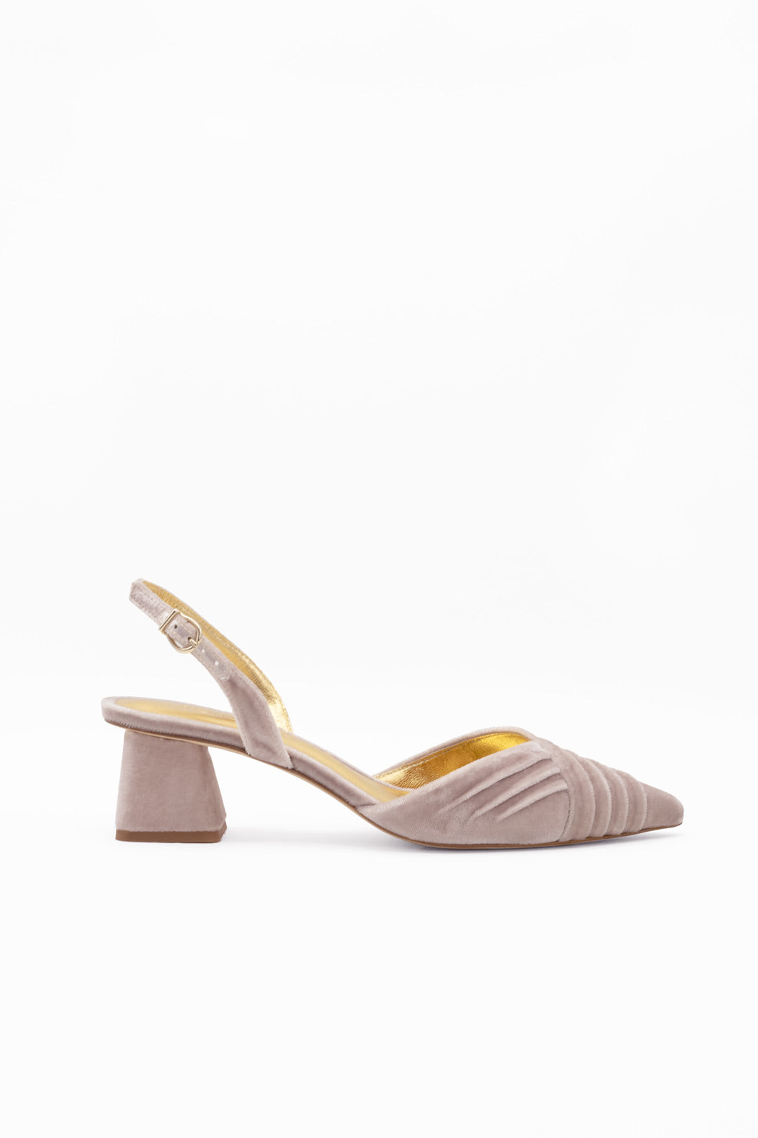 zapatos de tacón bajo
