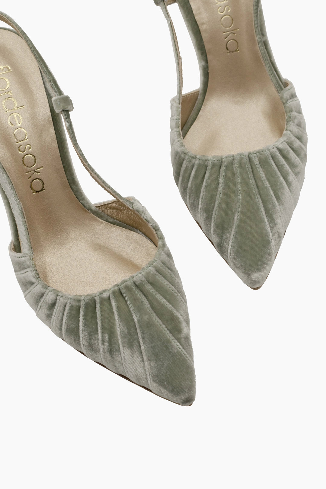 zapatos de terciopelo verde