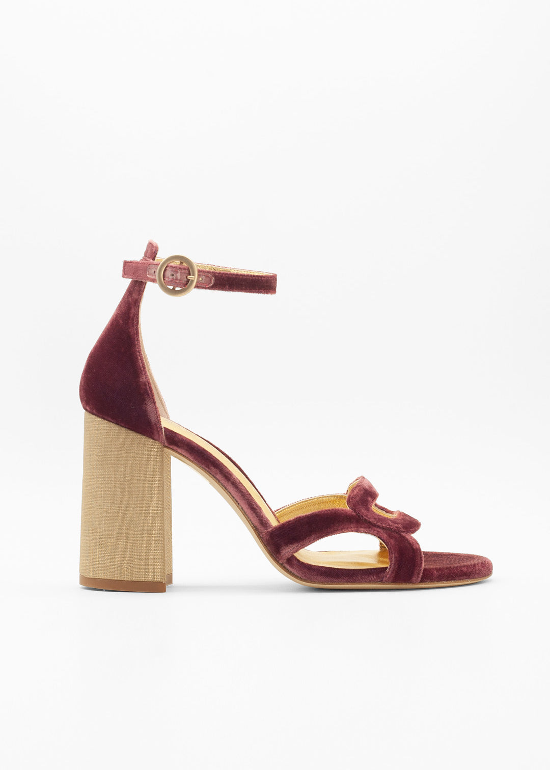 sandalias para novias con tacón dorado