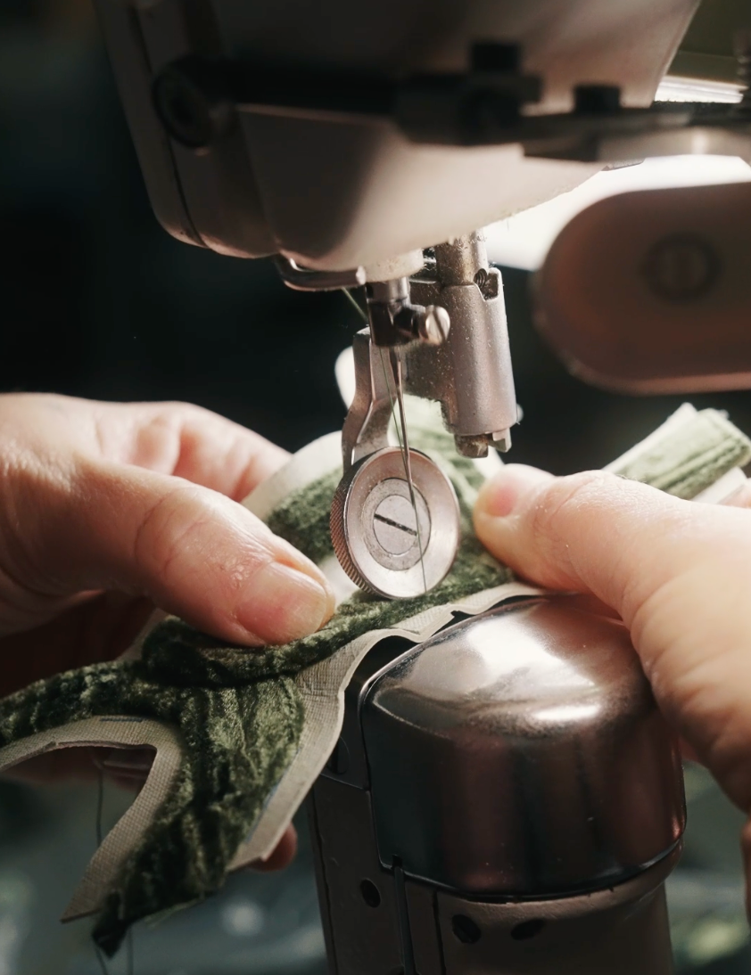 ¿Qué diferencia a un zapato artesanal de uno de fast fashion?