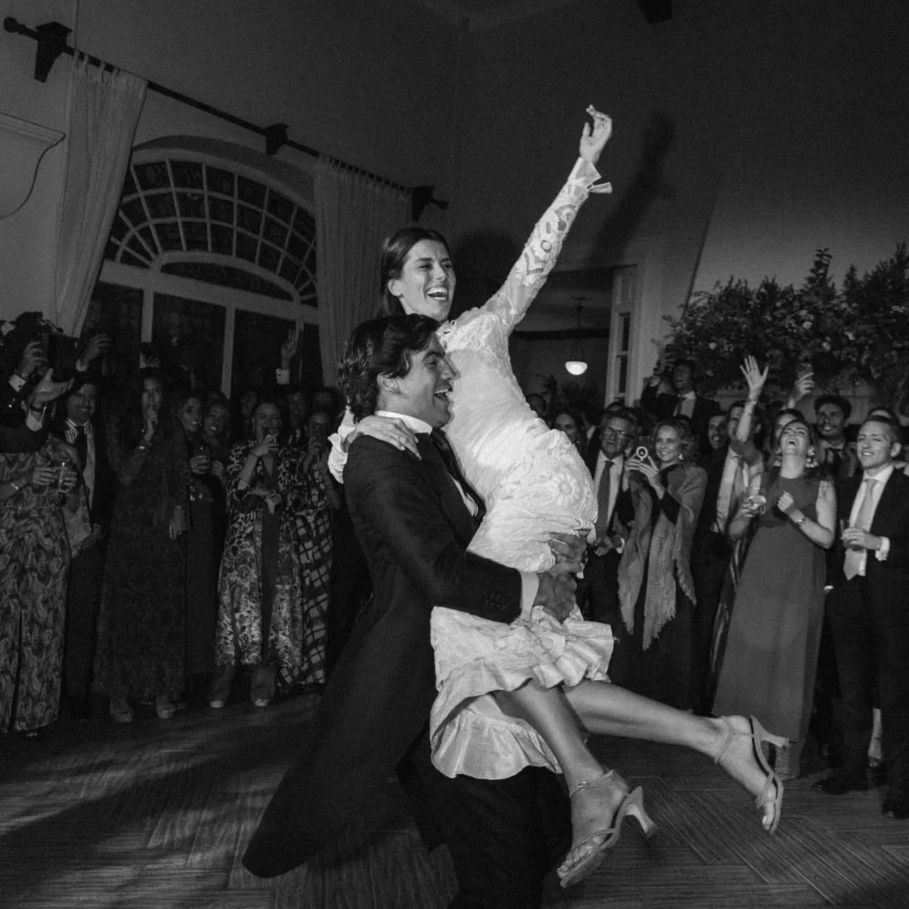 Qué tacón elegir según el tipo de boda