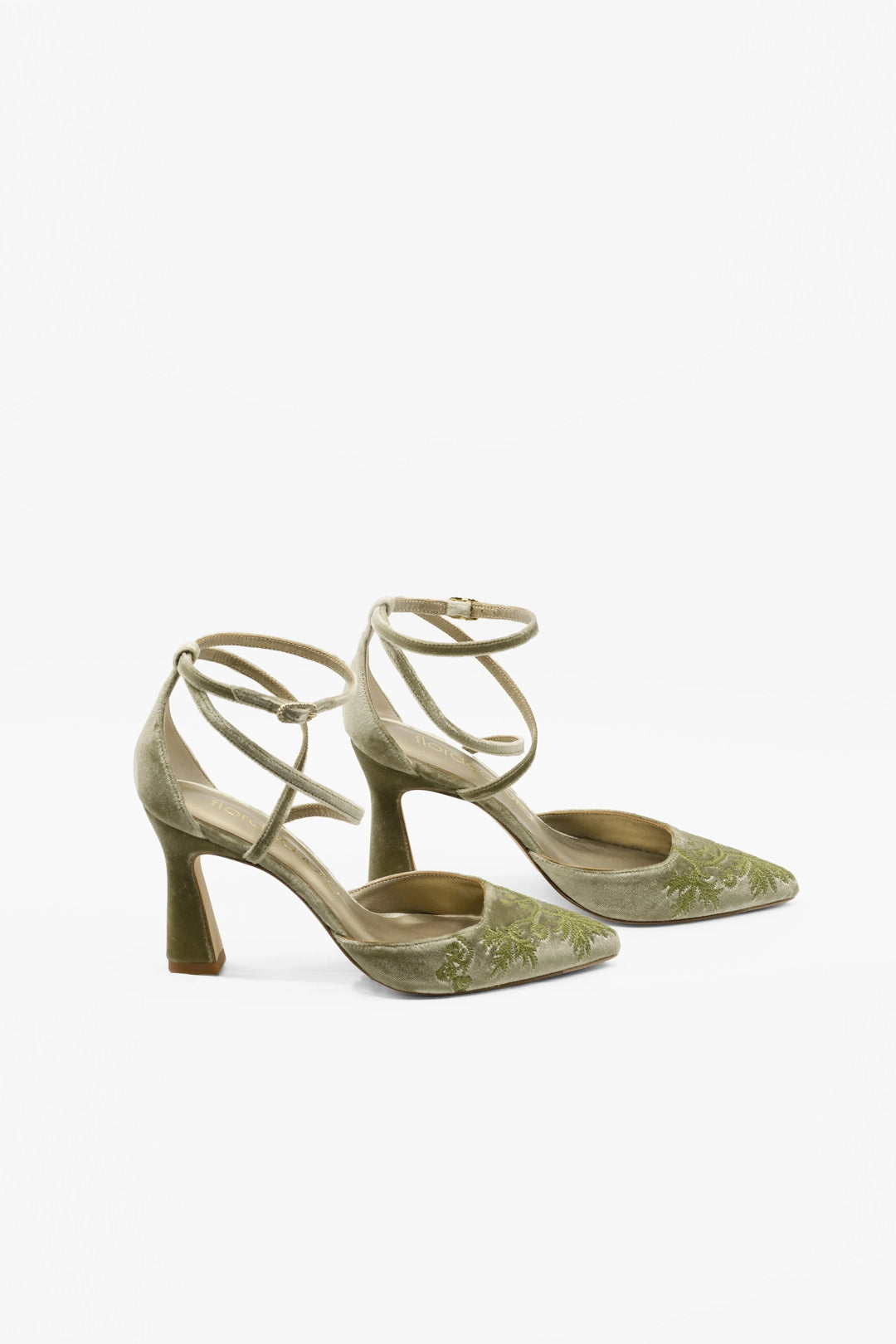 flordeasoka | GRETA BRO 9 GRAPE | Velvet shoe with embroidery flordeasoka | GRETA BRO 9 GRAPE | Velvet shoe with embroidery