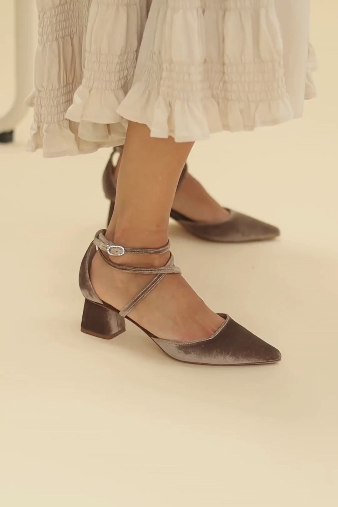 flordeasoka | GRETA 5 TRUFFLE | Closed brown shoe